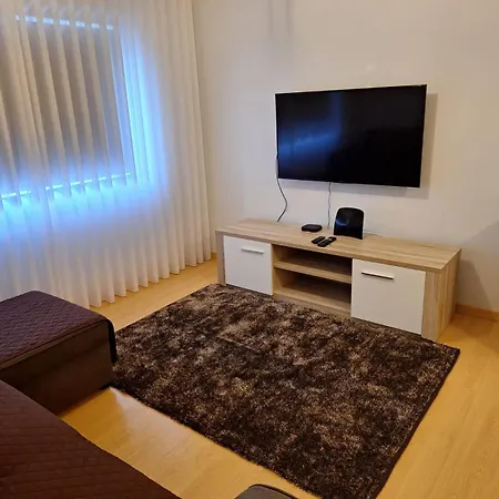 Laranjeiras Apartamento *